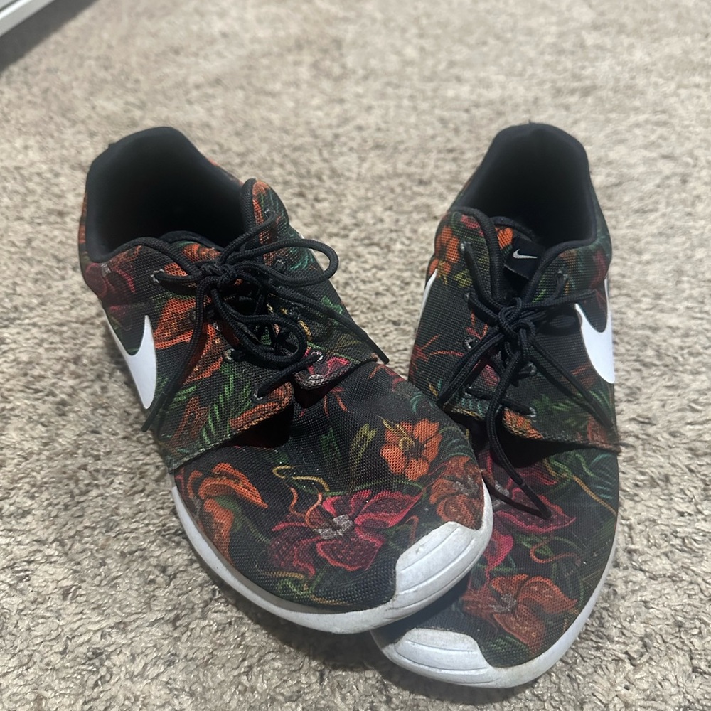 Floral print Nike Roshe Run